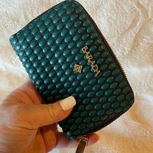 BARADA Green Textured Women's Wallet❣️